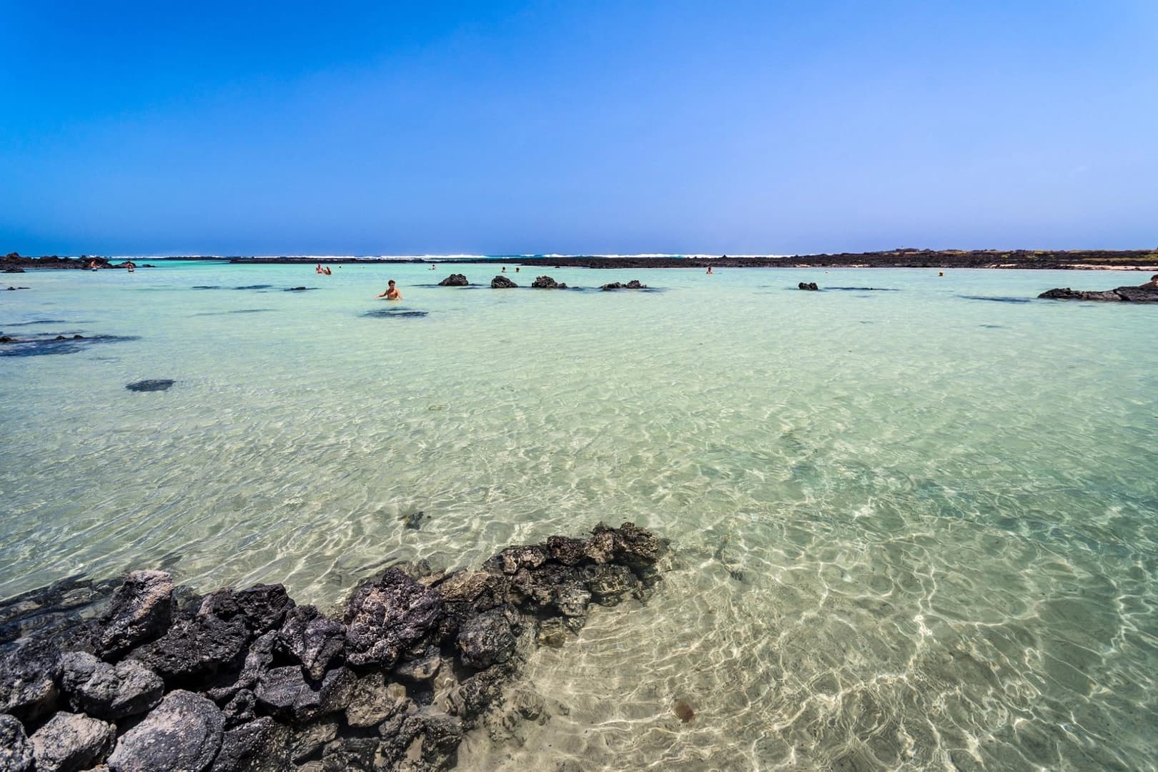 Chic & Tonic - Style, Freedom and Turquoise Waters of Lanzarote - Around Lanzarote - photo 6