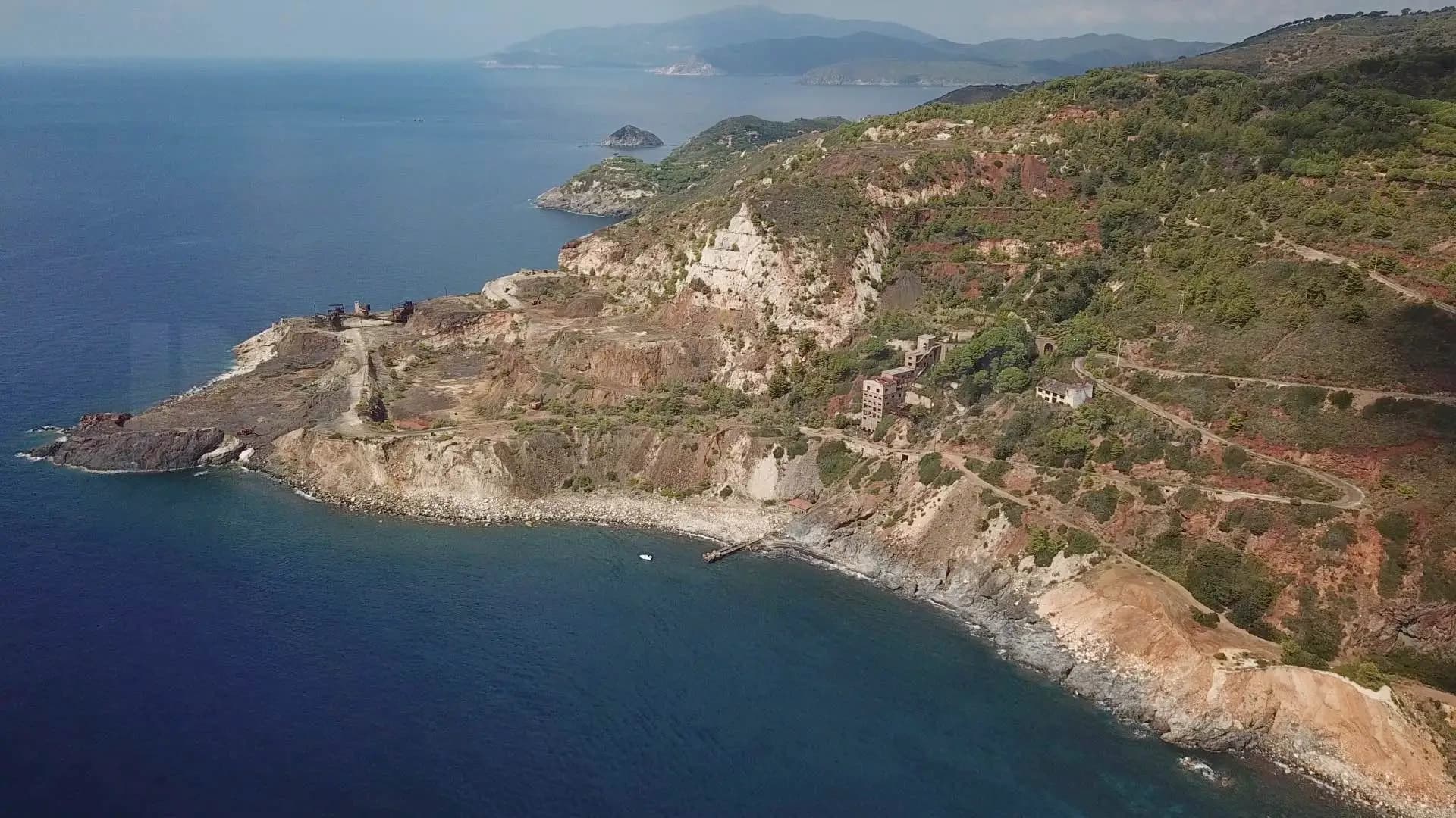 Lights off Elba: Coastal Cruise with Overnight Stop - photo 10