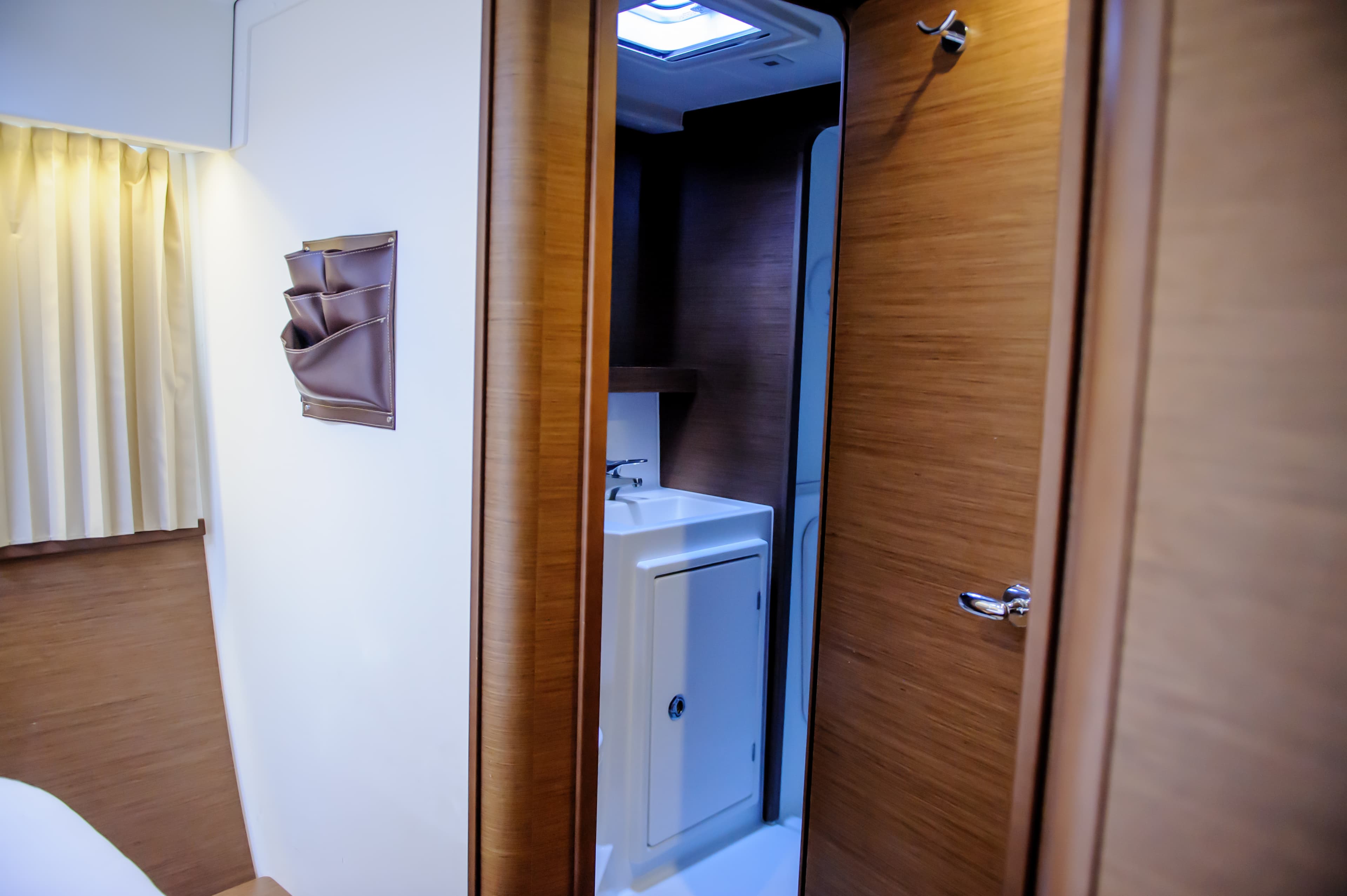 Lagoon 42 - photo 18