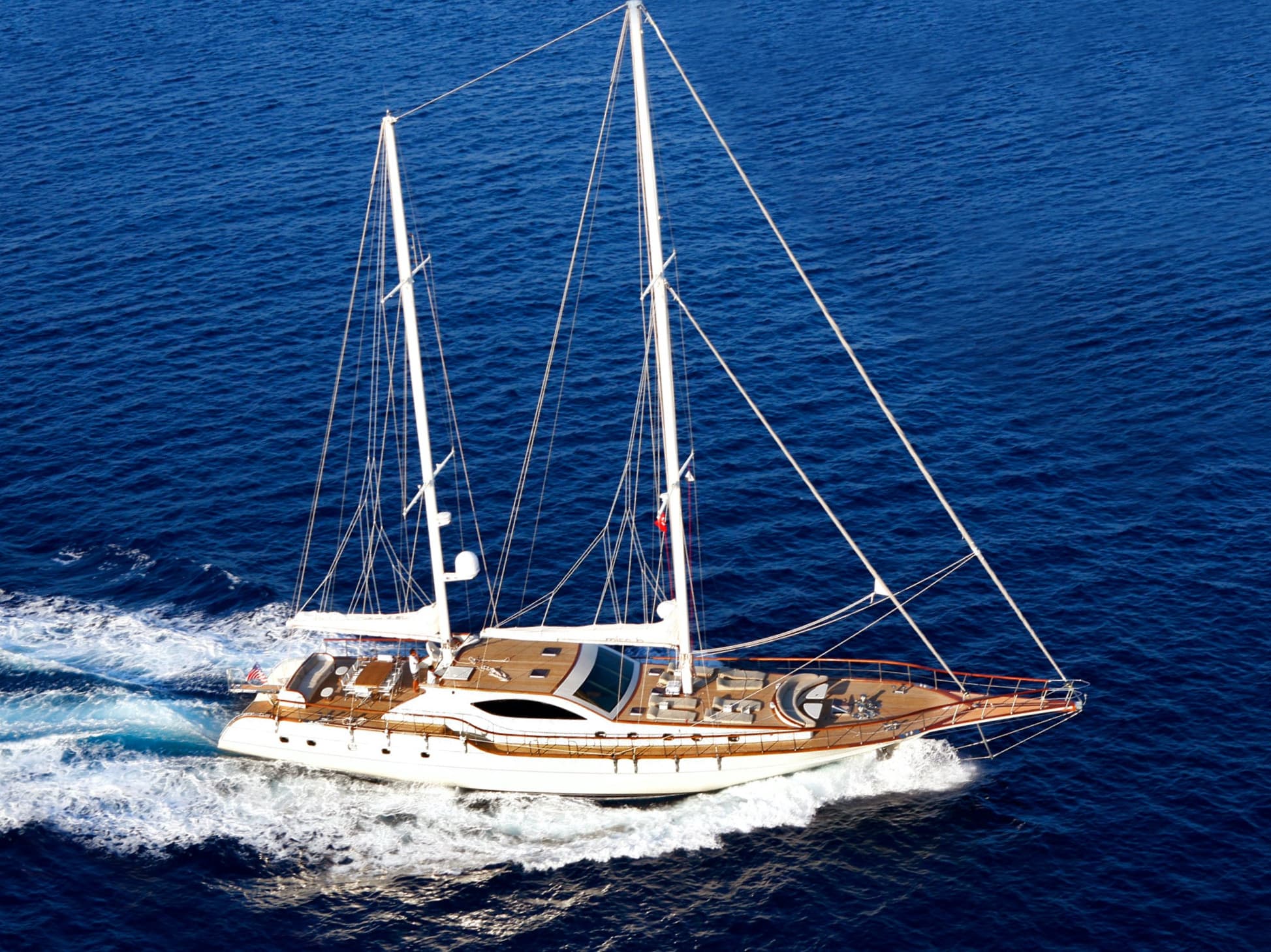 A Day Under the Turkish Sun - boat photo