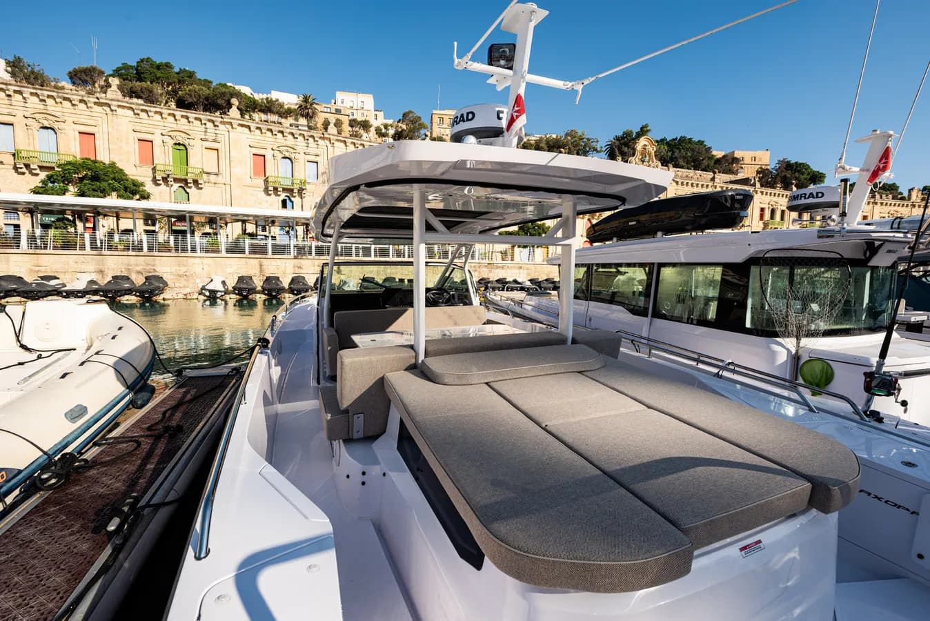 Axopar 37  Sun Top - photo 5