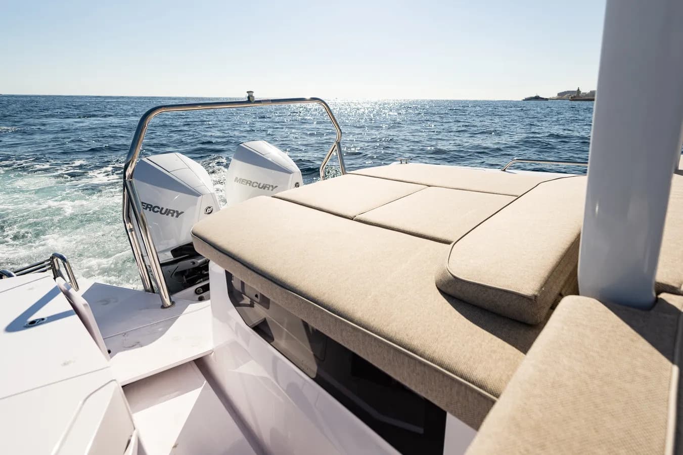 Axopar 37  Sun Top - photo 8