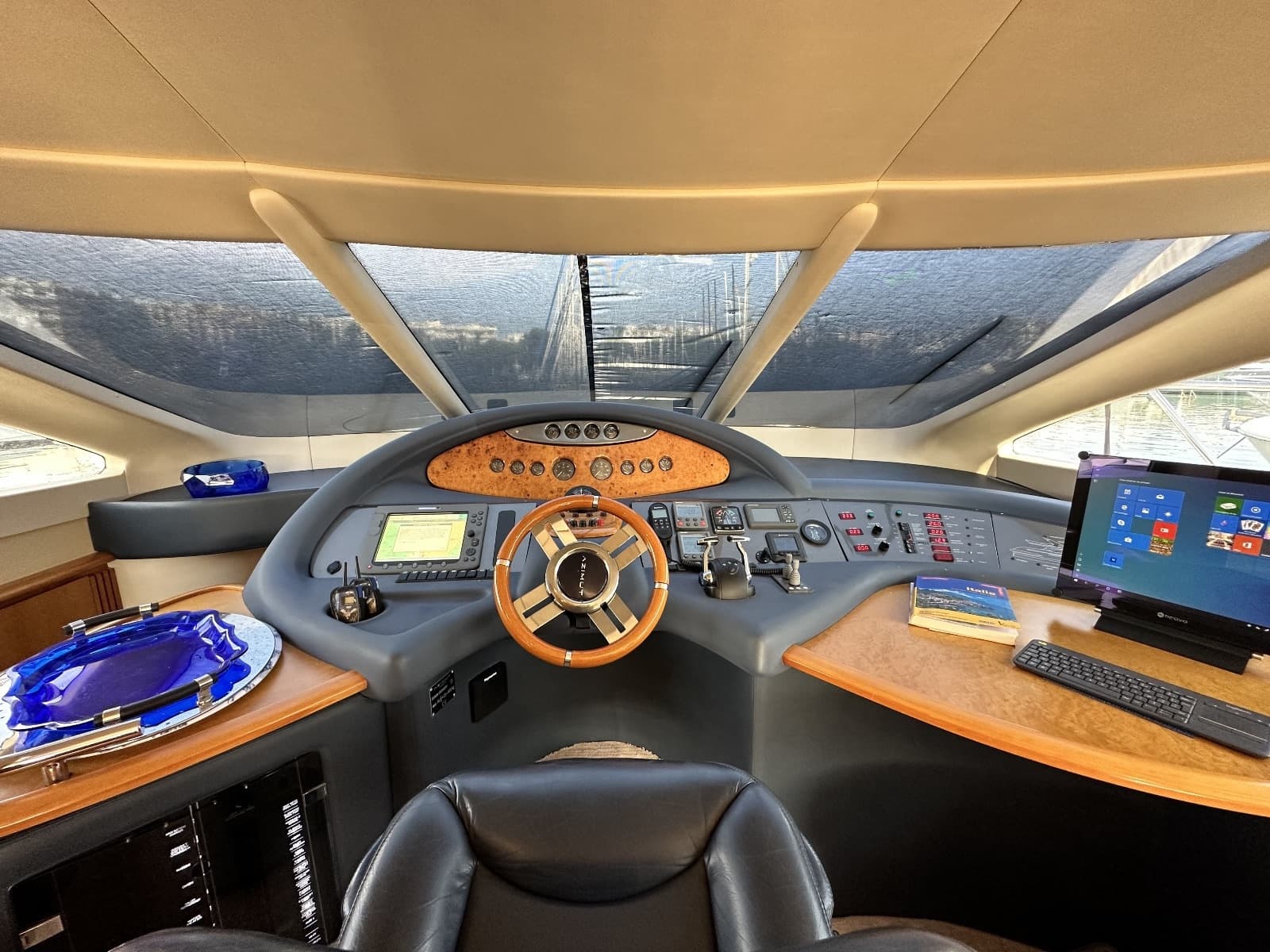 Azimut 62 Evolution - photo 30