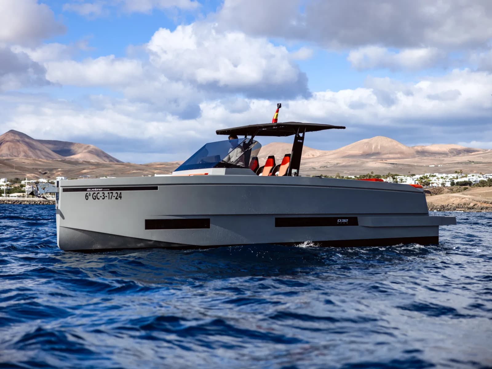 Chic & Tonic - Style, Freedom and Turquoise Waters of Lanzarote - boat photo